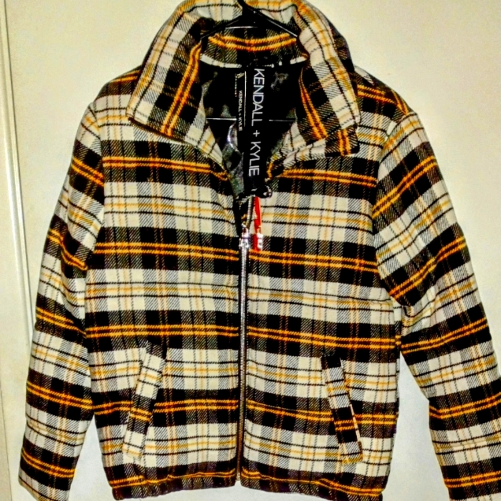 Kendall and Kylie Puffer Jacket NWT size XS